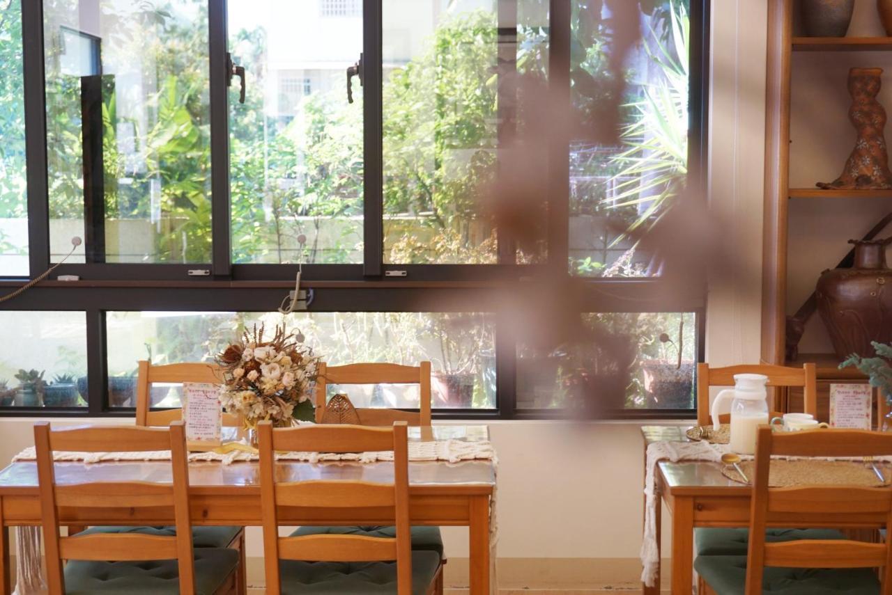 Pottery Flower B&B จี๋จี๋ ภายนอก รูปภาพ