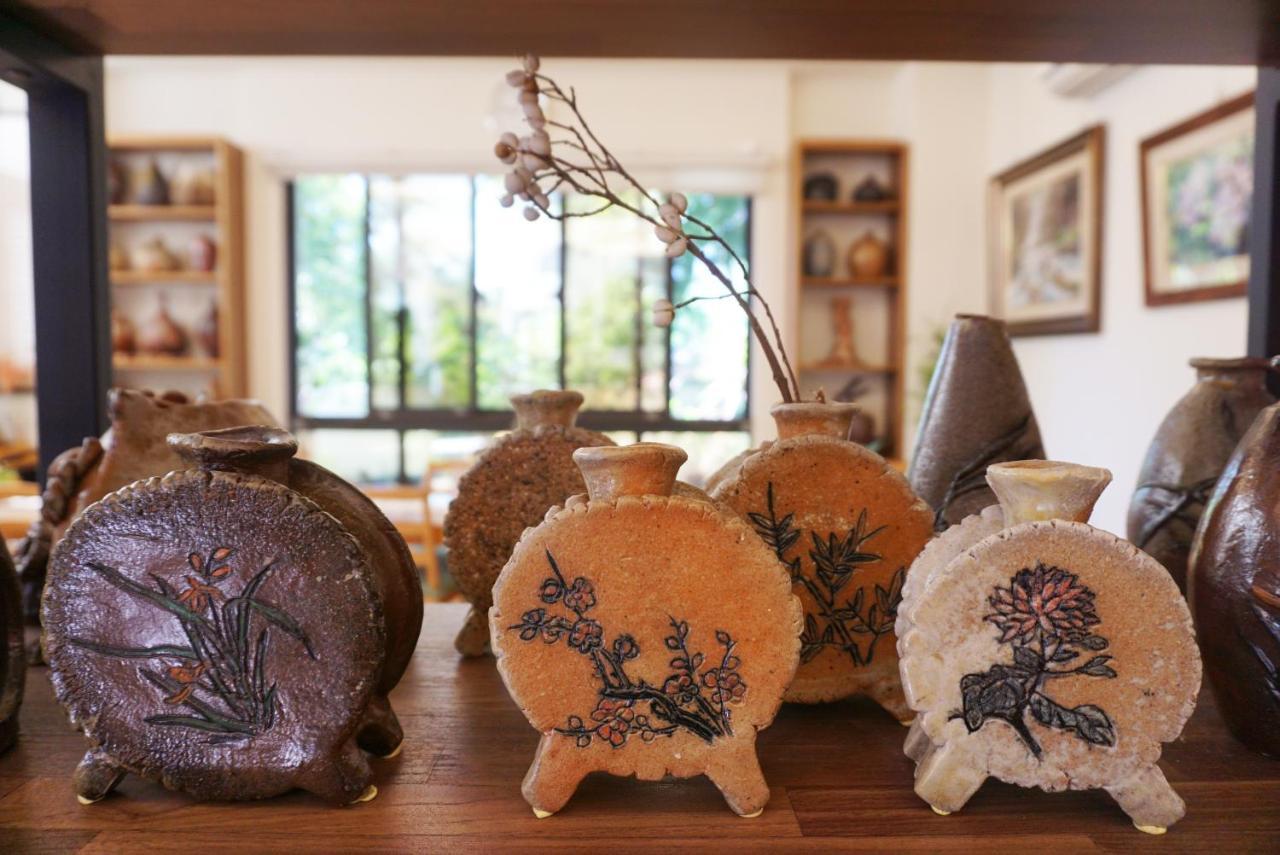 Pottery Flower B&B จี๋จี๋ ภายนอก รูปภาพ