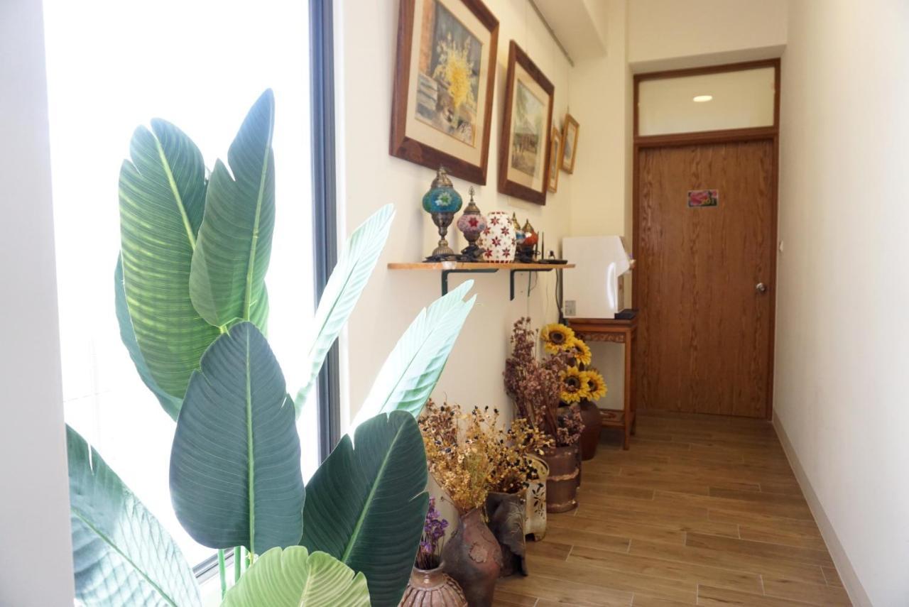 Pottery Flower B&B จี๋จี๋ ภายนอก รูปภาพ