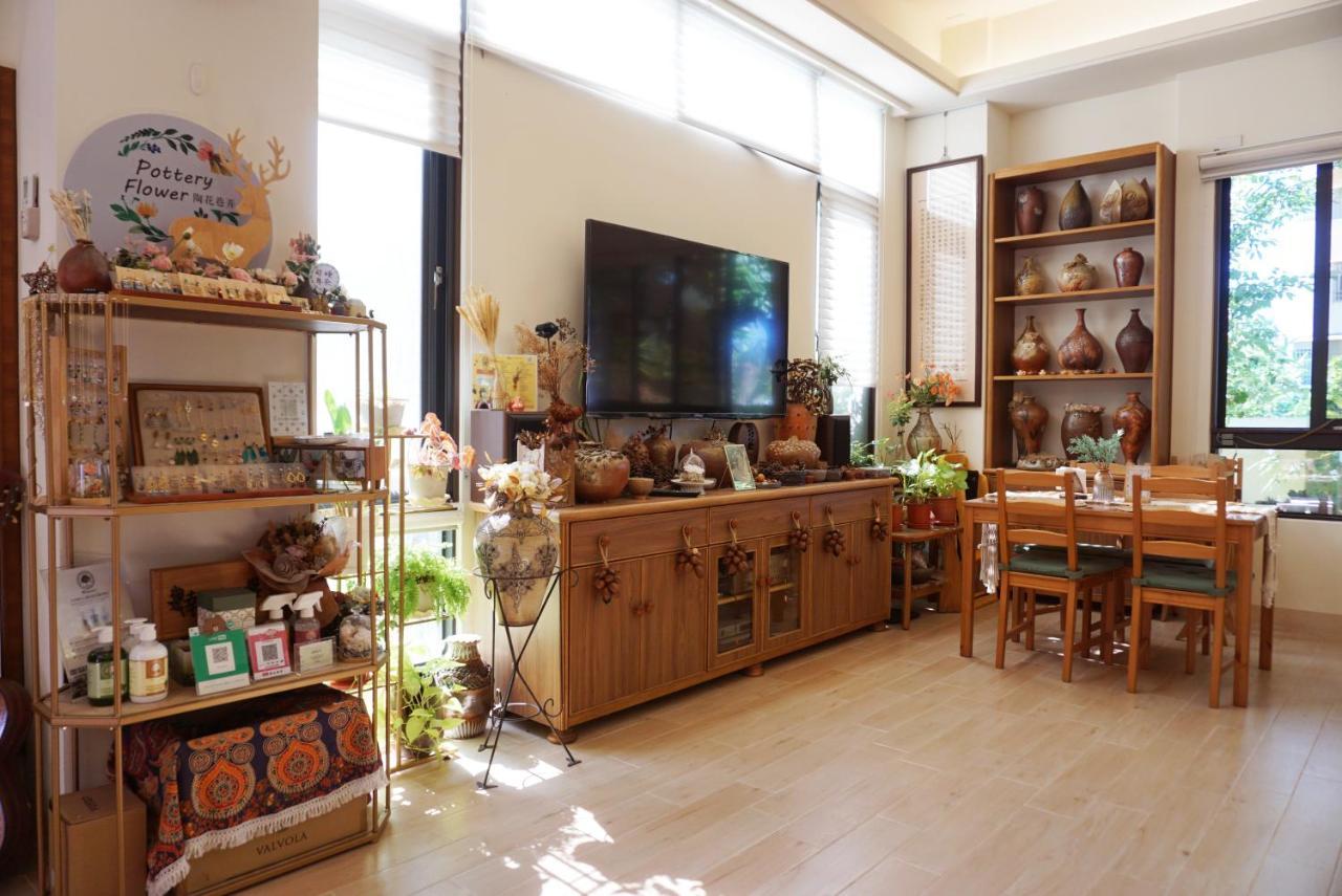 Pottery Flower B&B จี๋จี๋ ภายนอก รูปภาพ