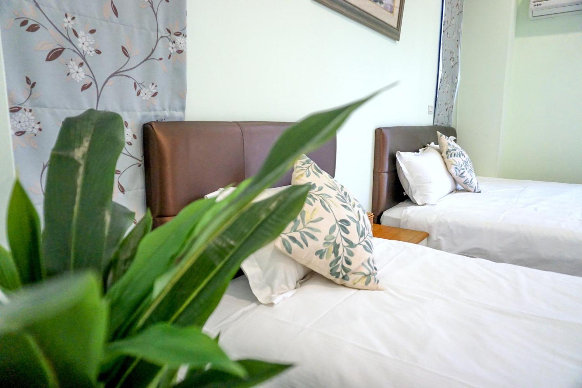 Pottery Flower B&B จี๋จี๋ ภายนอก รูปภาพ