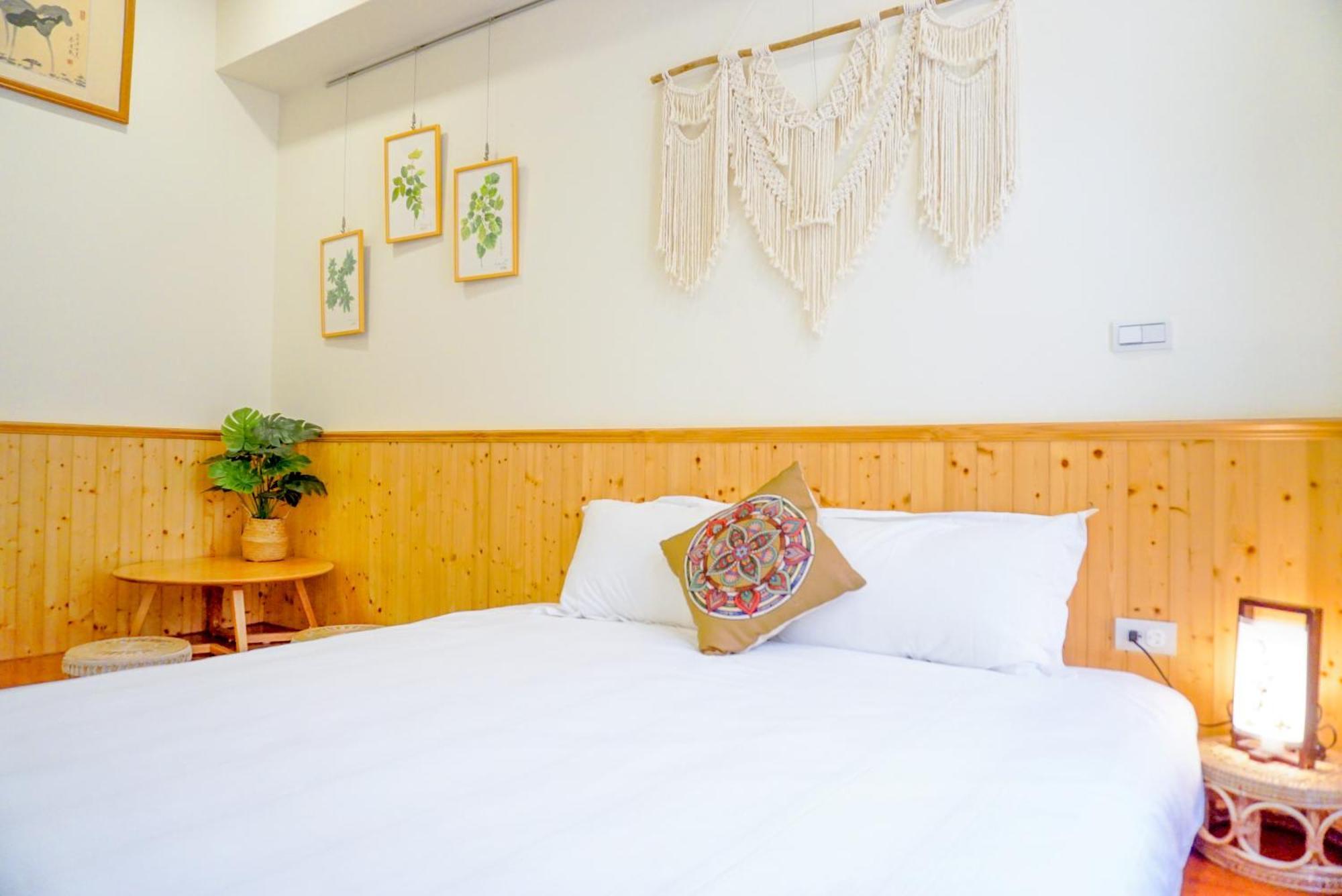 Pottery Flower B&B จี๋จี๋ ภายนอก รูปภาพ